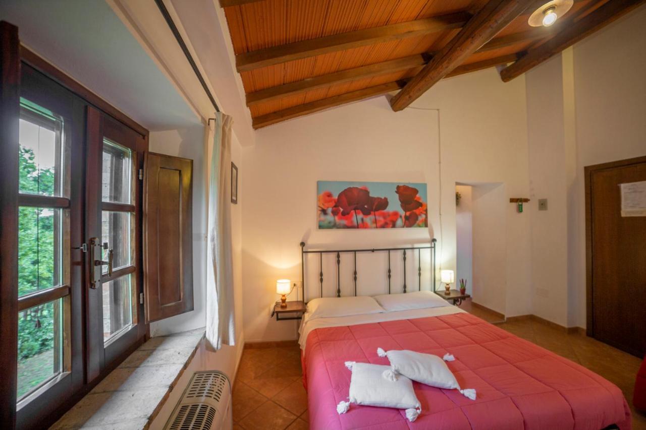 Agriturismo Cappellese Castelnuovo della Misericordia Buitenkant foto